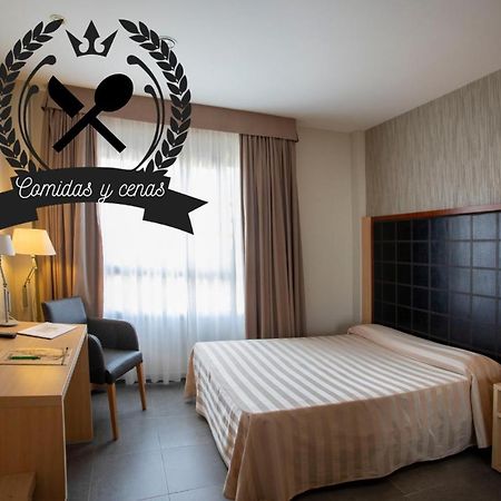 Hotel Salvevir Ejea De Los Caballeros Buitenkant foto